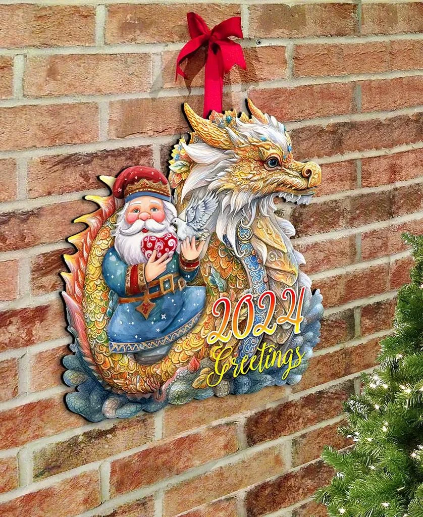 商品Designocracy|Santa with Dragon Christmas Wooden Door Decor Wall Decor G. DeBrekht,价格¥989,第5张图片详细描述