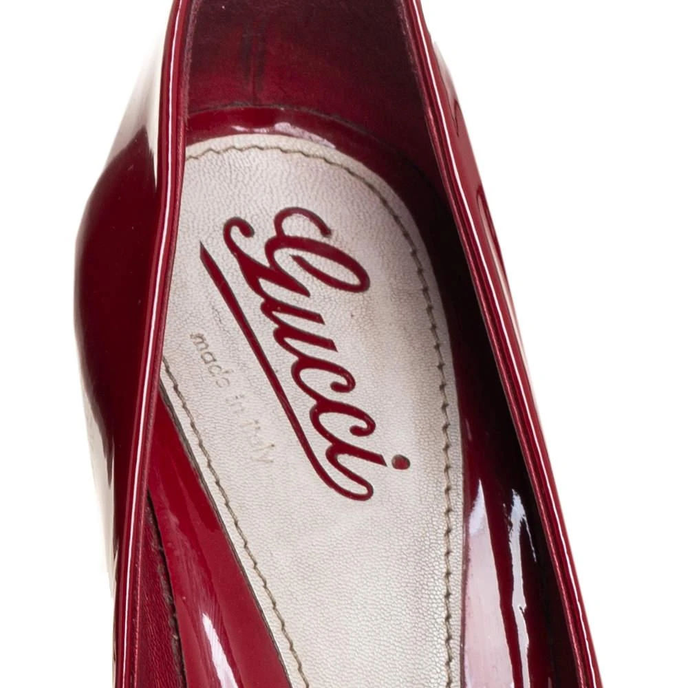 Gucci Red Patent Leather Pumps Size 38.5 商品