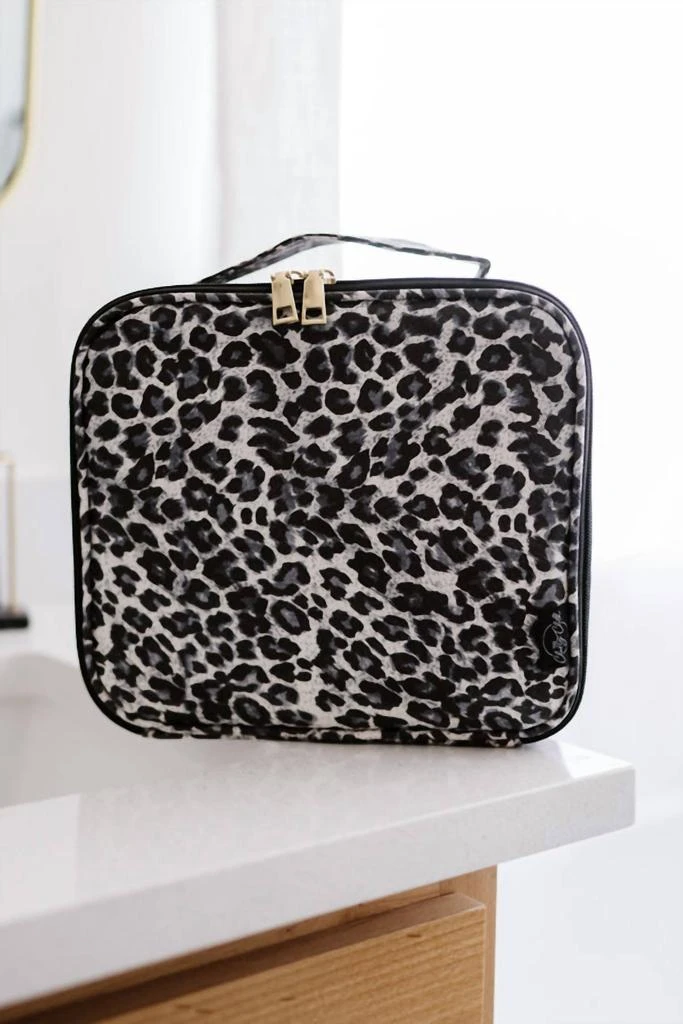 商品The Classy Cloth|Mega Makeup Case In Black Leopard,价格¥417,第1张图片