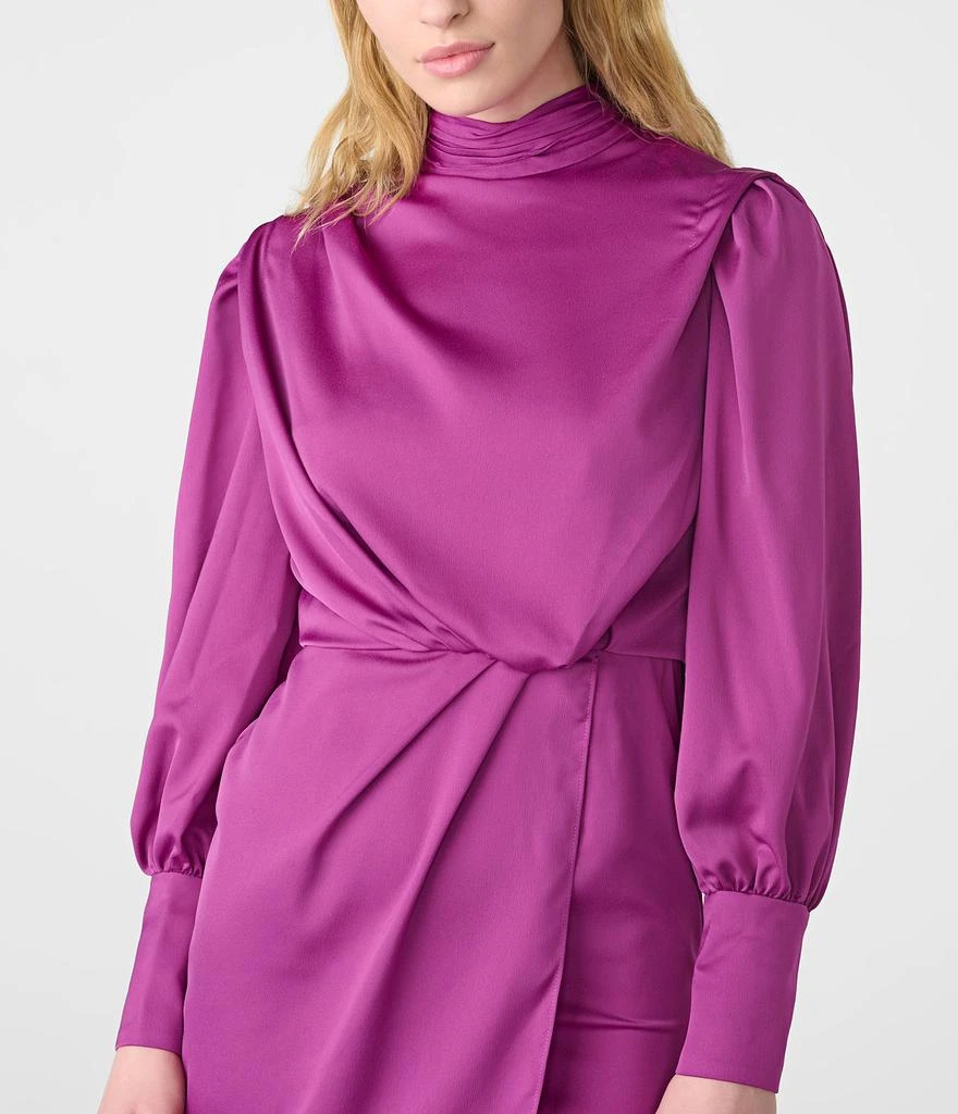 商品Karl Lagerfeld Paris|DRAPED MOCK NECK SATIN DRESS,价格¥449,第3张图片详细描述