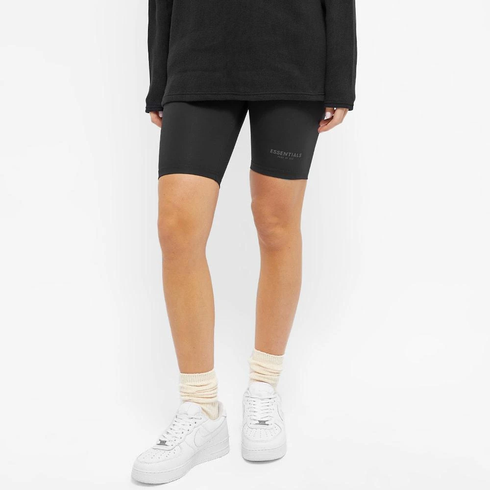 商品Essentials|Fear of God ESSENTIALS Athletic Biker Short - Black,价格¥627,第3张图片详细描述