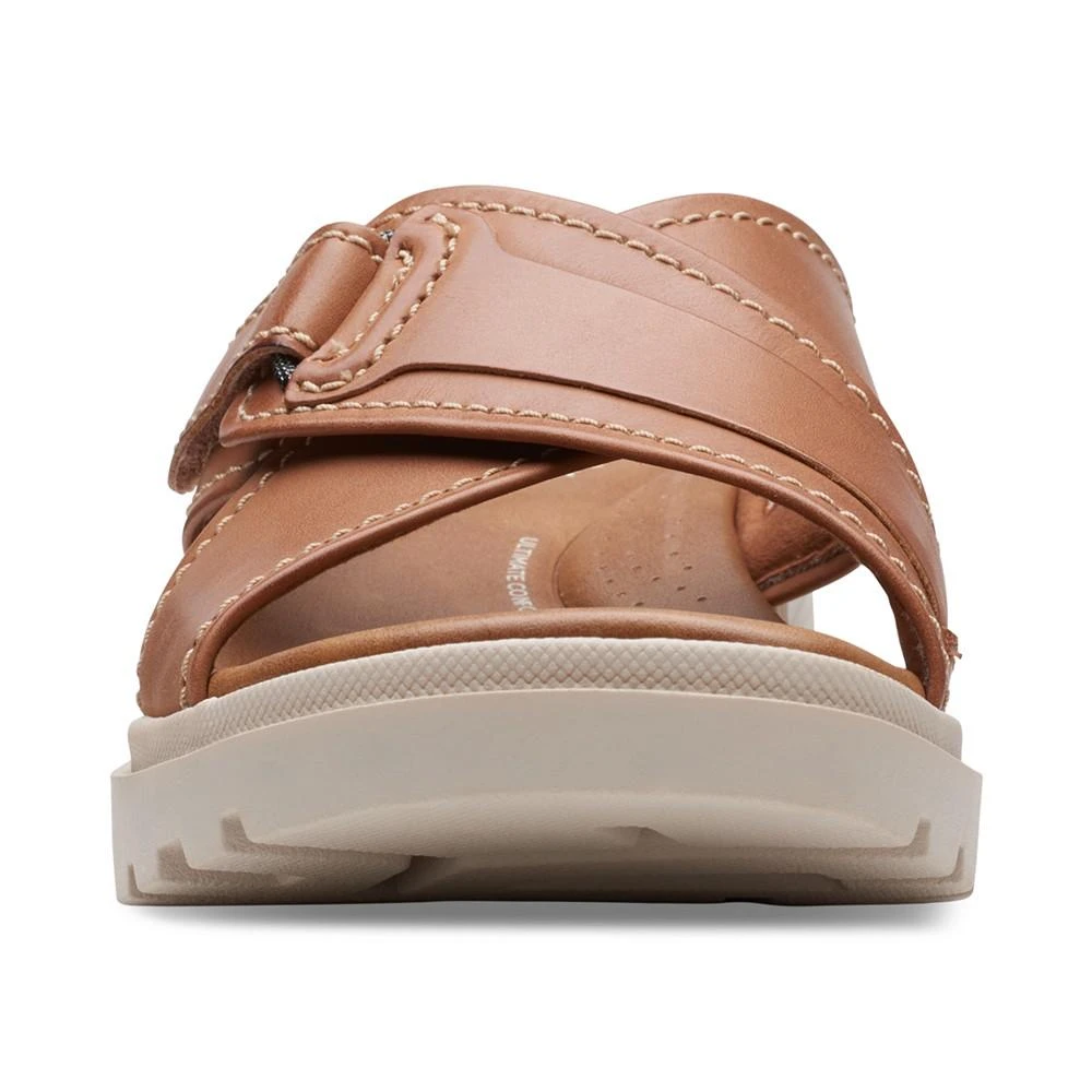 商品Clarks|Women's Coast Crisscross Slip-On Sandals,价格¥439,第3张图片详细描述