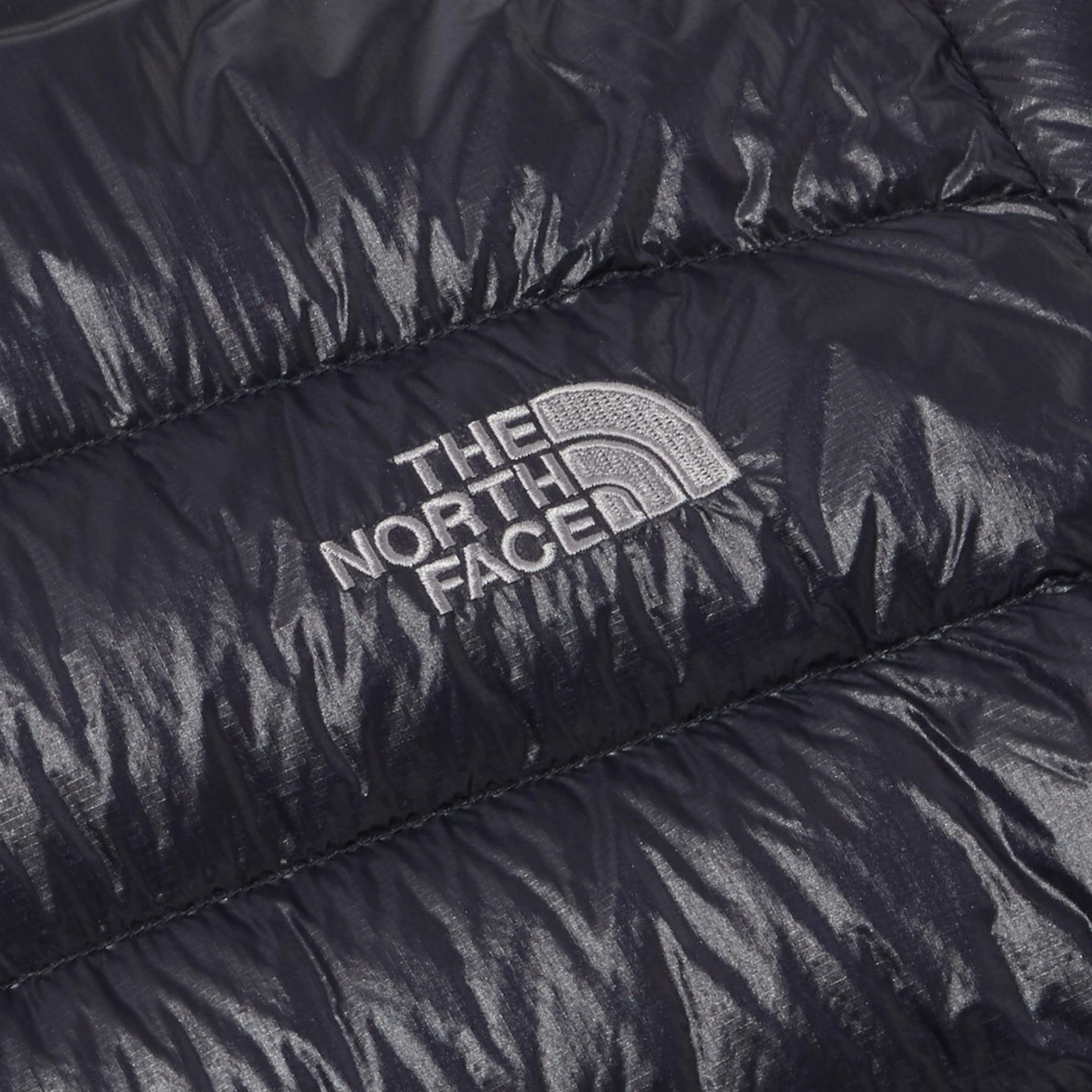 商品[国内直发] The North Face|[预售3天]北面 SS24亮面轻便型立领保暖防水防风排骨羽绒服 男女同款 海军蓝,价格¥1186,第8张图片详细描述