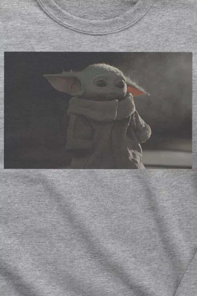 商品Urban Outfitters|Star Wars The Mandalorian Crew Neck Sweatshirt,价格¥195,第2张图片详细描述