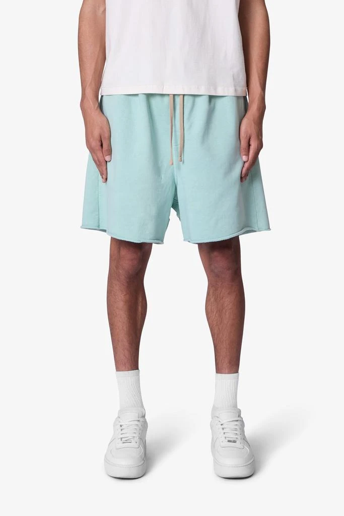 商品MNML|Oversized Sweatshorts - Seafoam,价格¥180,第1张图片