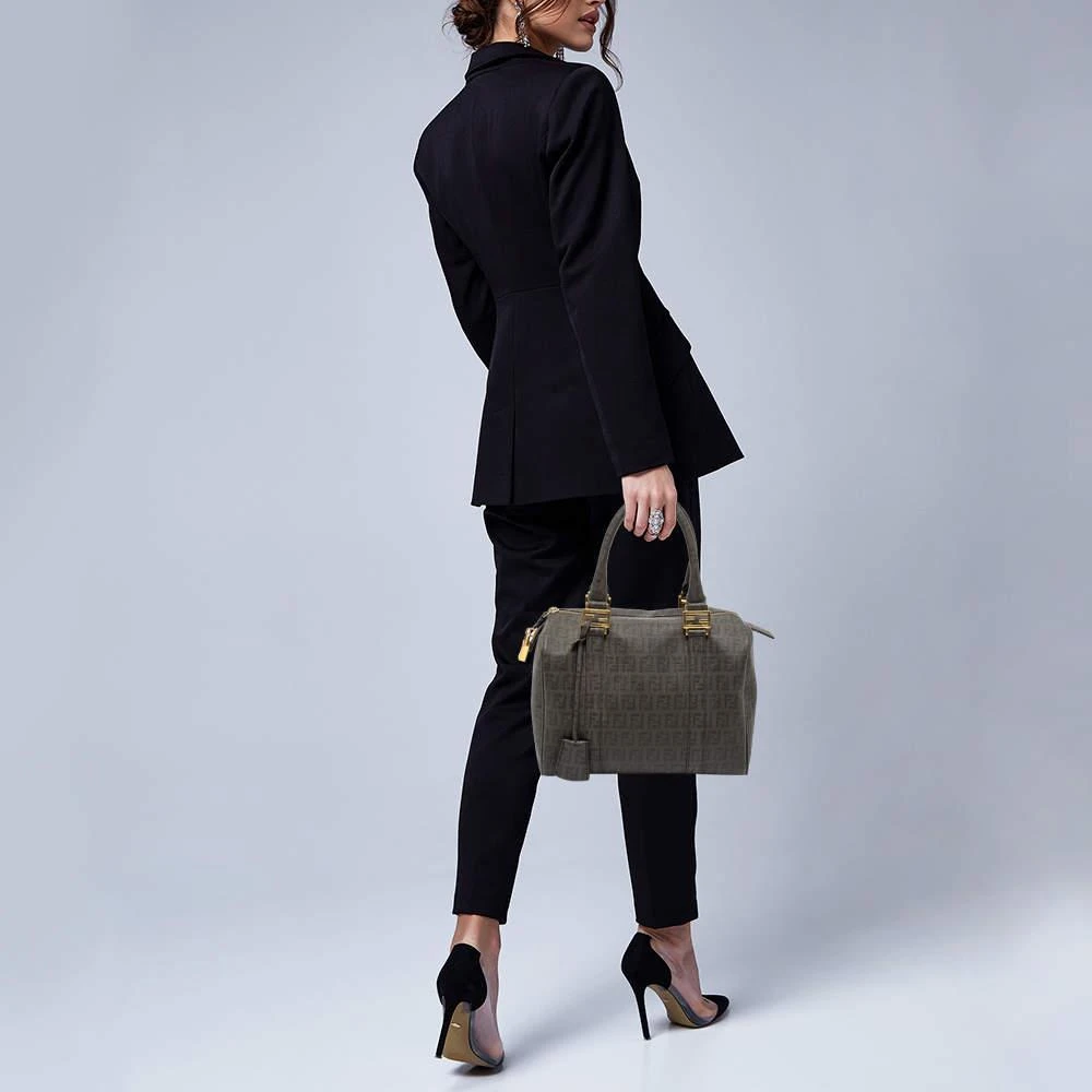 商品[二手商品] Fendi|Fendi Grey Zucchino Coated Canvas Forever Bauletto Boston Bag,价格¥4544,第2张图片详细描述