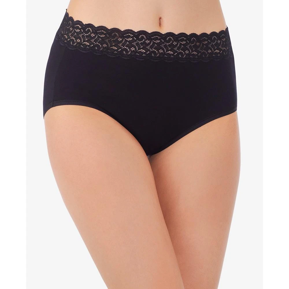 商品Vanity Fair|Flattering Cotton Lace Stretch Brief Underwear 13396, also available in extended sizes,价格¥76,第1张图片