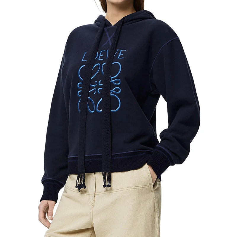 商品Loewe|【预售3-7天】LOEWE/罗意威 22年春夏新款 女士海军蓝色醋酸面料Logo刺绣连帽衫卫衣S359341XAQ-5110,价格¥5673,第6张图片详细描述