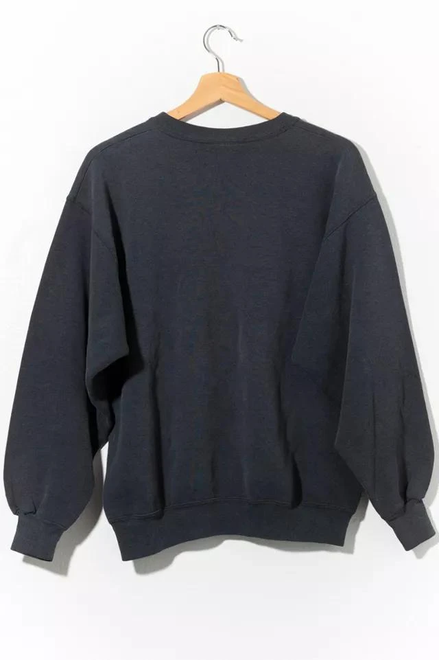 商品Urban Outfitters|Vintage 1990s Black Blank V-Stitch Distressed Crewneck Sweatshirt,价格¥1217,第2张图片详细描述