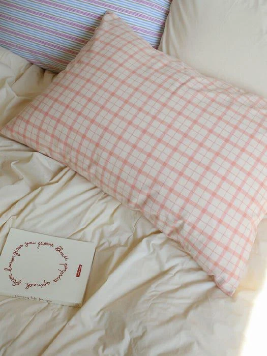 商品coconiel|Camome Peach Check Pillow Cover,价格¥378,第2张图片详细描述