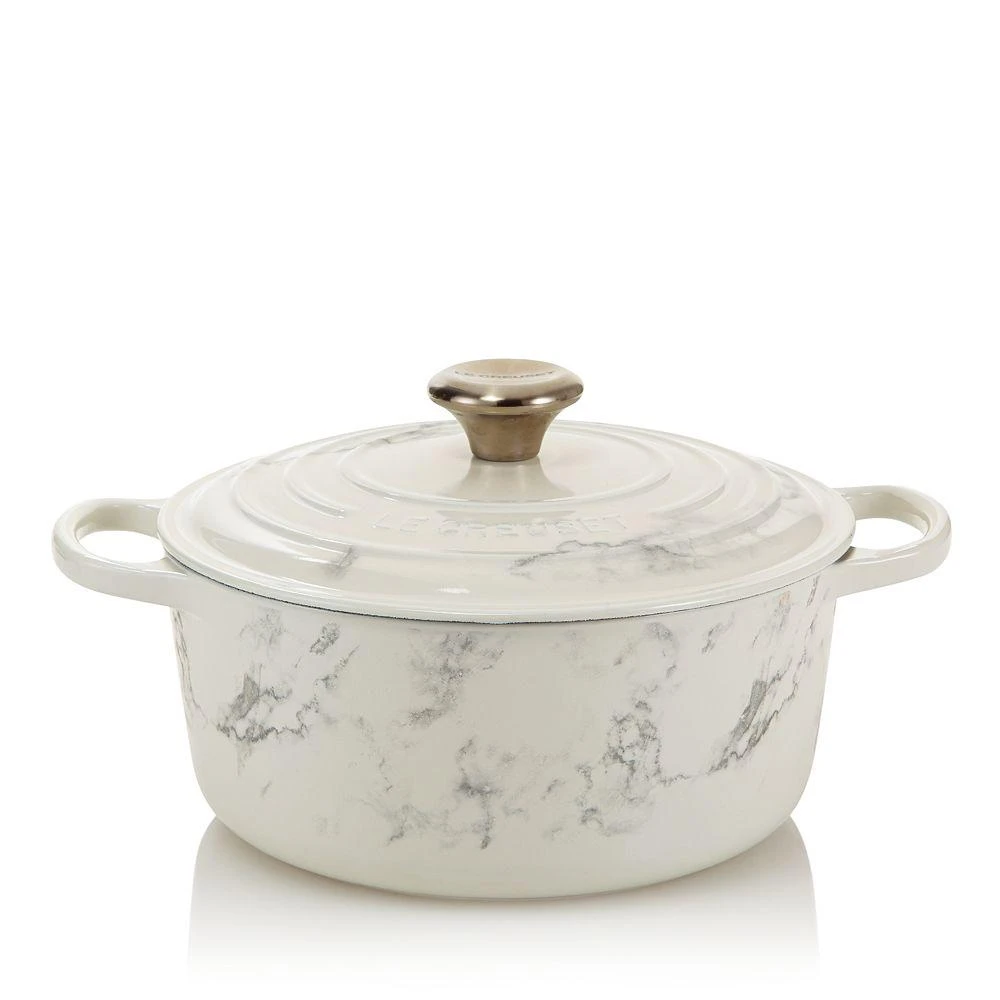 商品Le Creuset|4.5 Qt. Marble Appliqué Round Dutch Oven - Exclusive,价格¥3113,第1张图片
