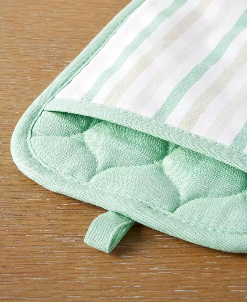 商品Martha Stewart|Daisy Stripe Pot Holder 7" x 10" 2 Pk,价格¥244,第4张图片详细描述