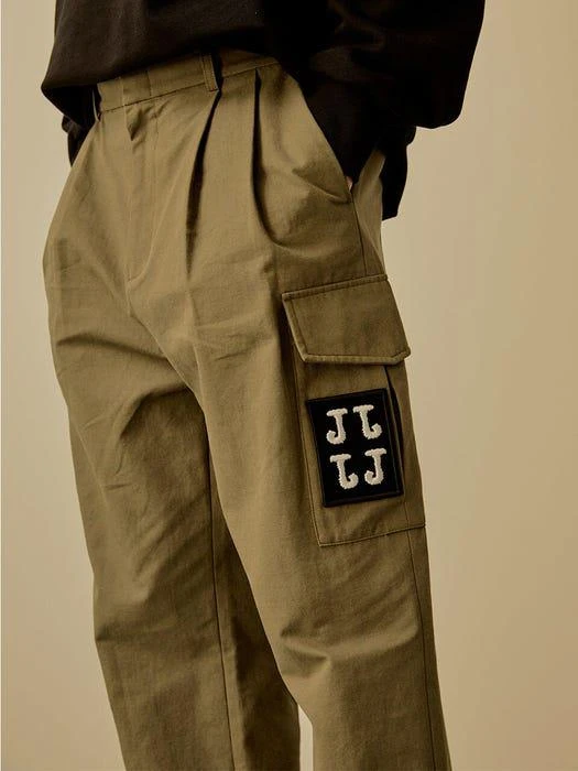 商品JWO|Pintuck Detail Cotton Cargo Pants Khaki,价格¥771,第3张图片详细描述