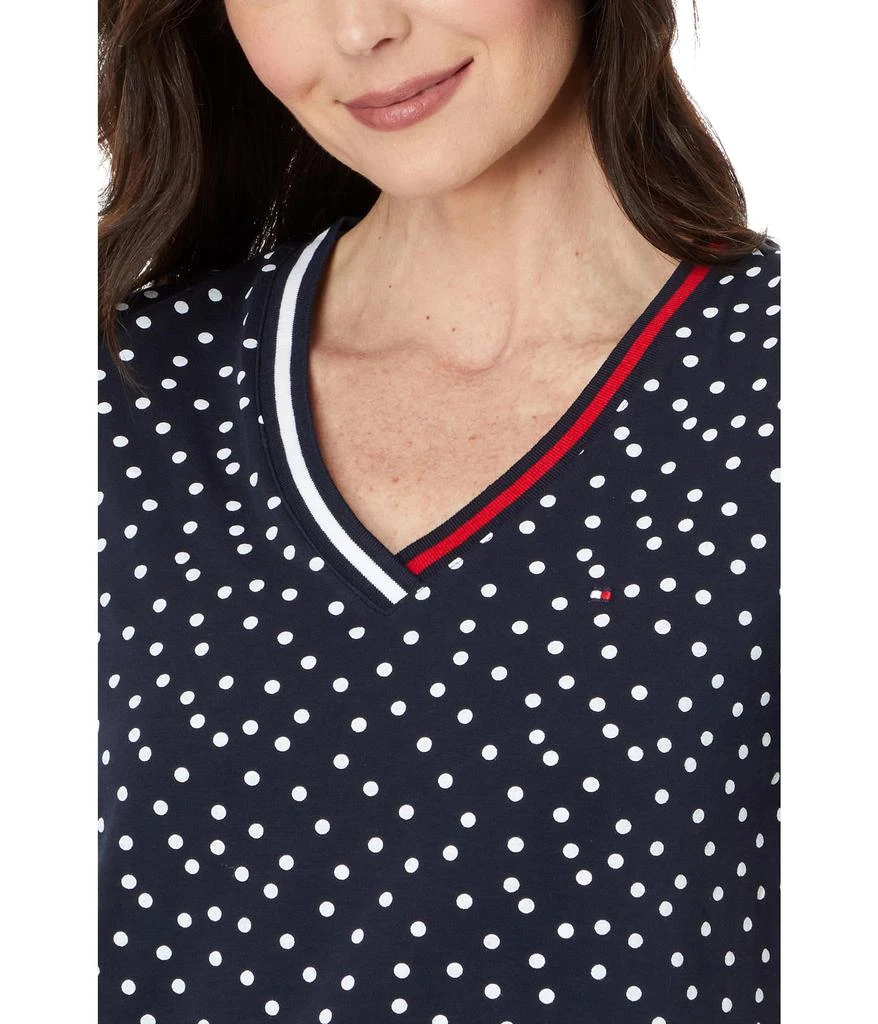 商品Tommy Hilfiger|Short Sleeve V-Neck Dot Tee,价格¥214,第3张图片详细描述