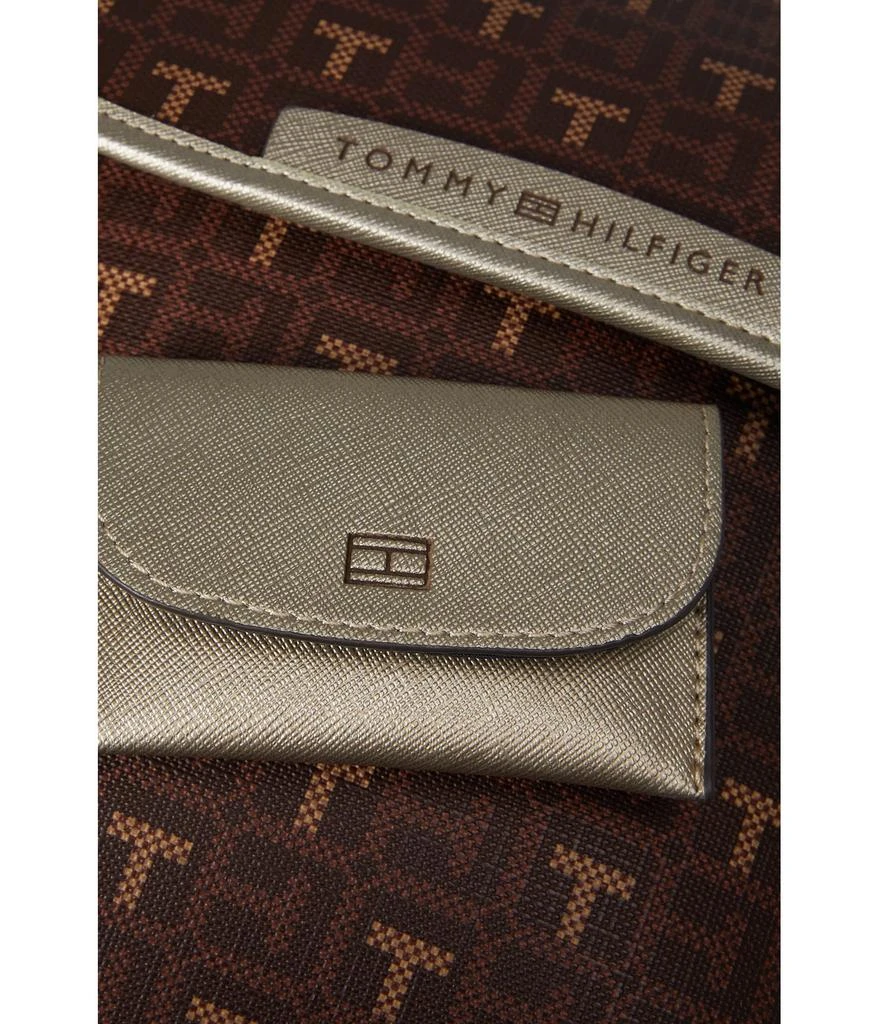 商品Tommy Hilfiger|Kennedy II Flap Backpack w/ Hangoff-Coated Square Monogram,价格¥412,第4张图片详细描述