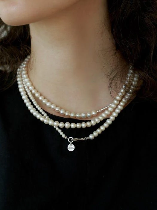商品LOVE ME MONSTER|Pearl Hematite Two-Way Long Necklace,价格¥1222,第3张图片详细描述