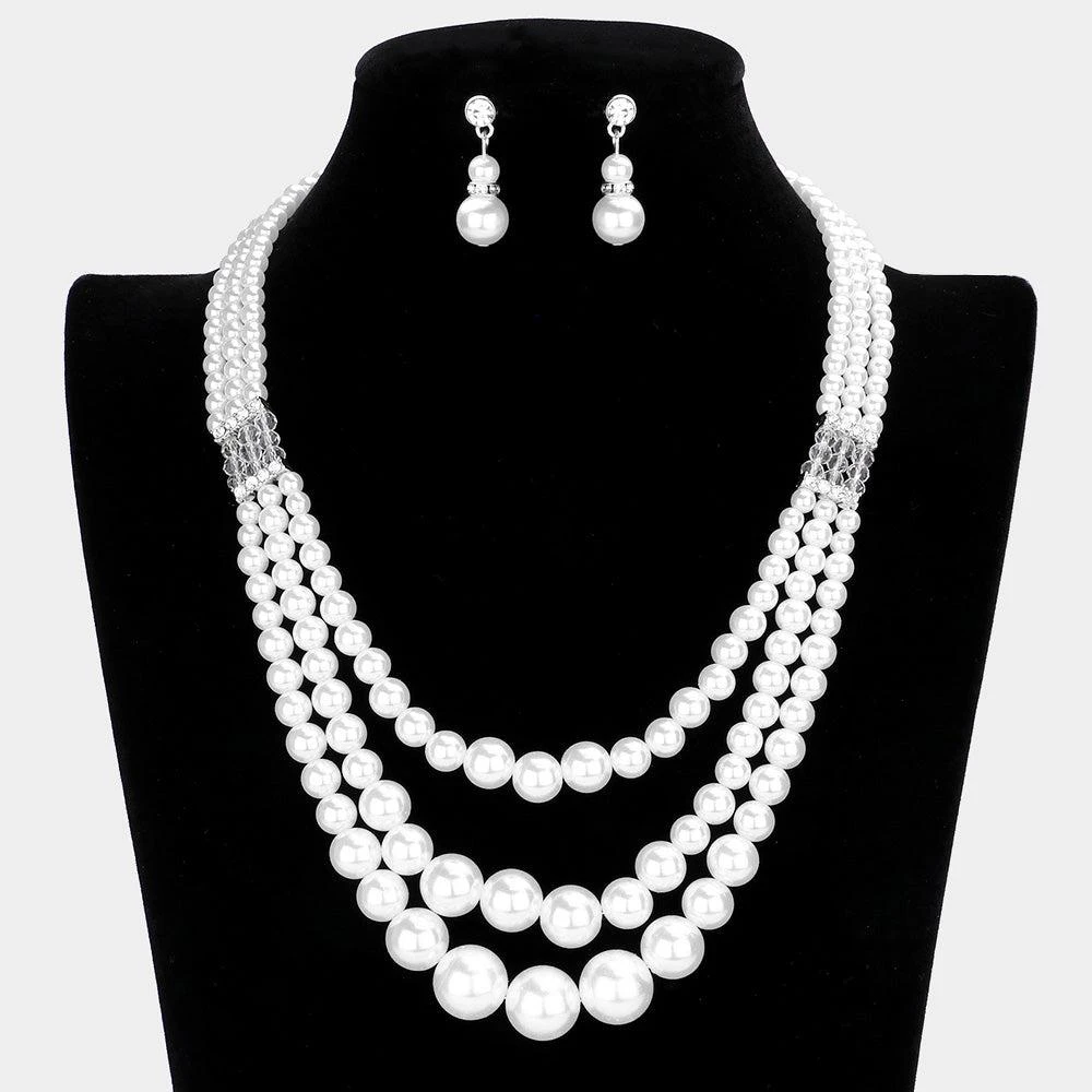 商品FASHNZFAB|Triple Layered Pearl Necklace - White,价格¥303,第1张图片详细描述