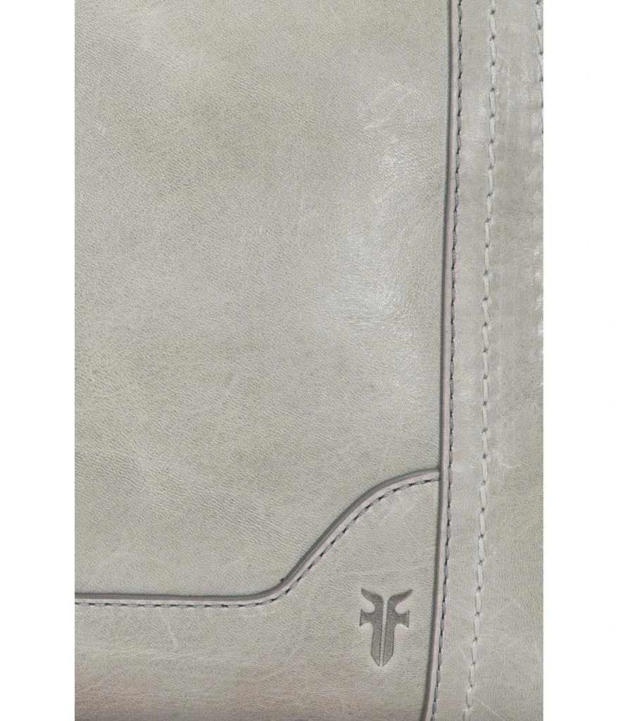 商品Frye|Melissa Zip Crossbody,价格¥956,第5张图片详细描述
