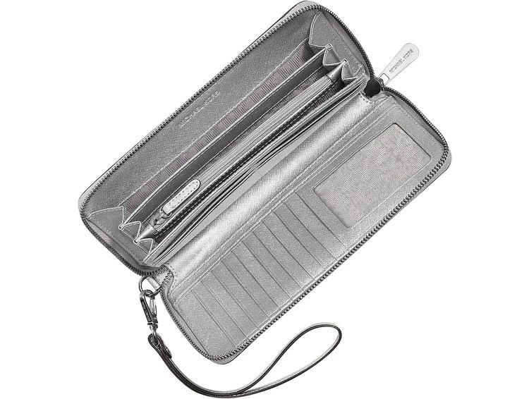 商品Michael Kors|Michael Kors Jet Set Travel Large Silver Metallic Leather Continental Wallet,价格¥987,第3张图片详细描述