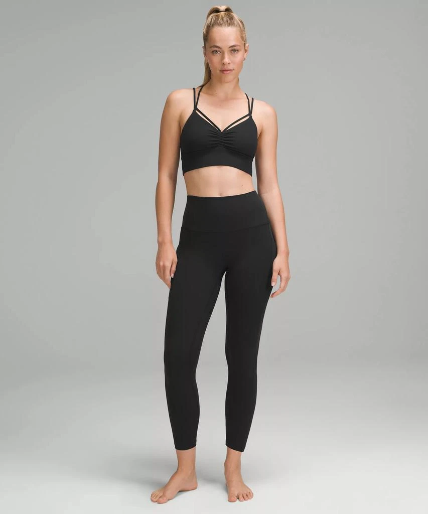 商品Lululemon|Nulu Strappy V-Neck Yoga Bra *Light Support, A/B Cup,价格¥307,第3张图片详细描述