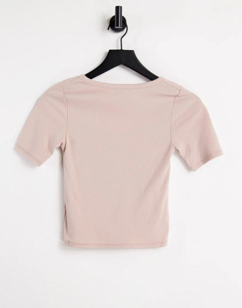 商品Topshop|Topshop short sleeve scoop t-shirt in beige,价格¥78,第2张图片详细描述