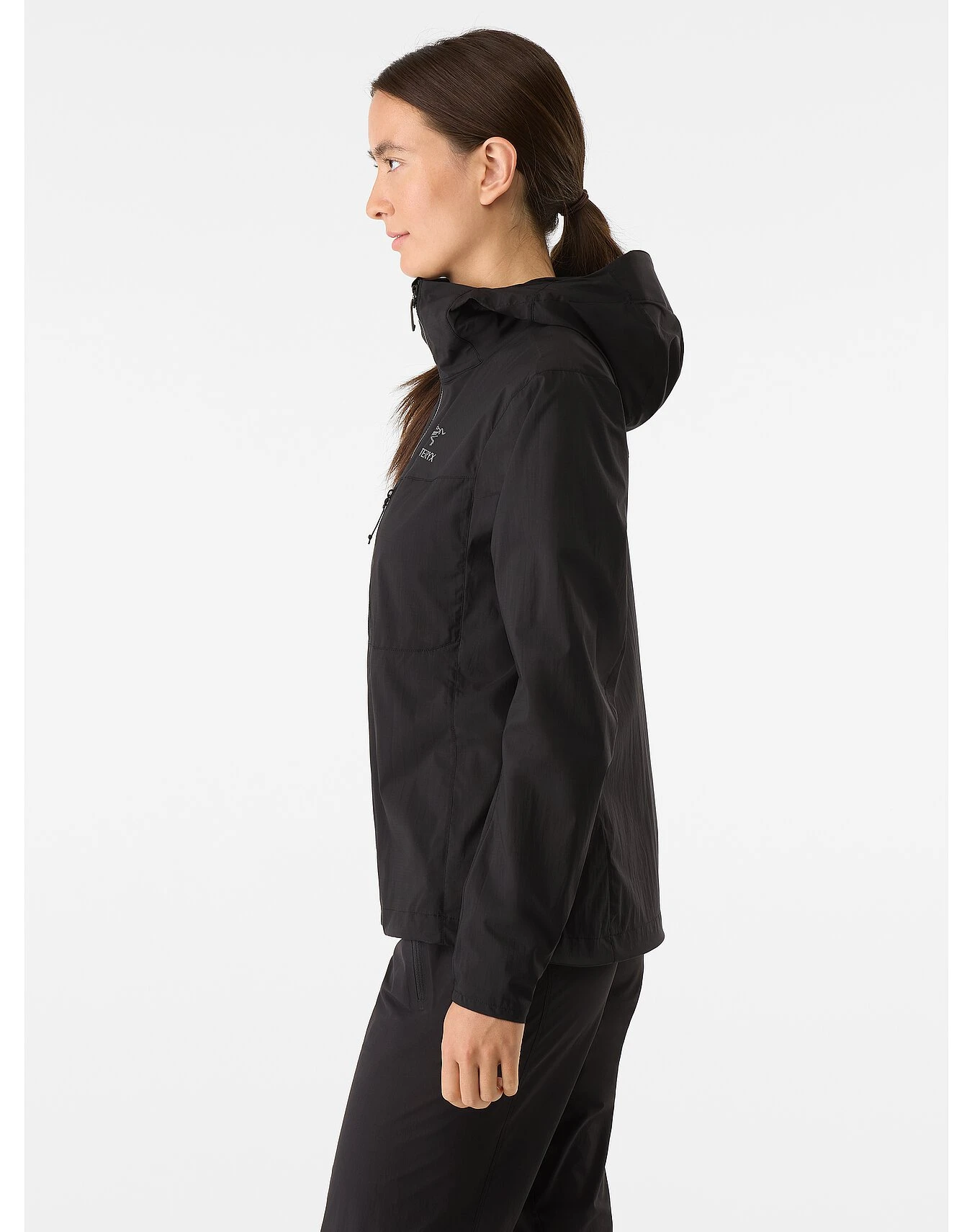 商品【商品预售7天】 Arc'teryx|Arc'teryx 女士户外软壳衣 X000006946BLACK 黑色,价格¥1724 描述
