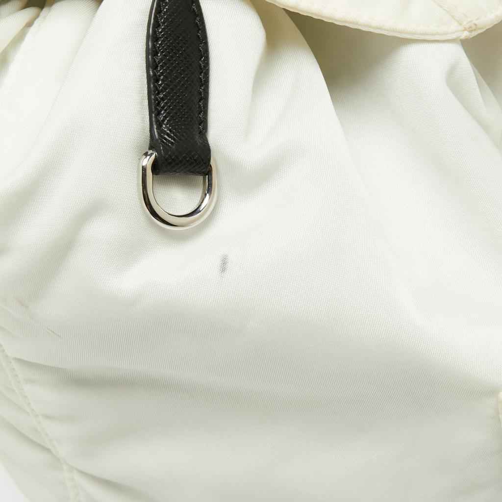 Prada White/Black Nylon and Leather New Vela Studded Backpack商品第6张图片规格展示