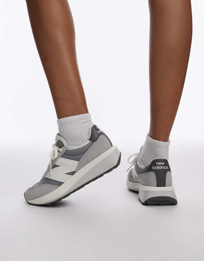 New Balance U475 ジョガースタイル スニーカー Light Grey New Balance U475 ジョガースタイル スニーカー Light Grey (New