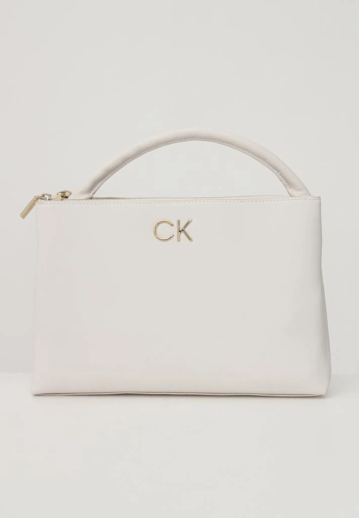 商品Calvin Klein|CALVIN KLEIN Bags.,价格¥1108,第1张图片