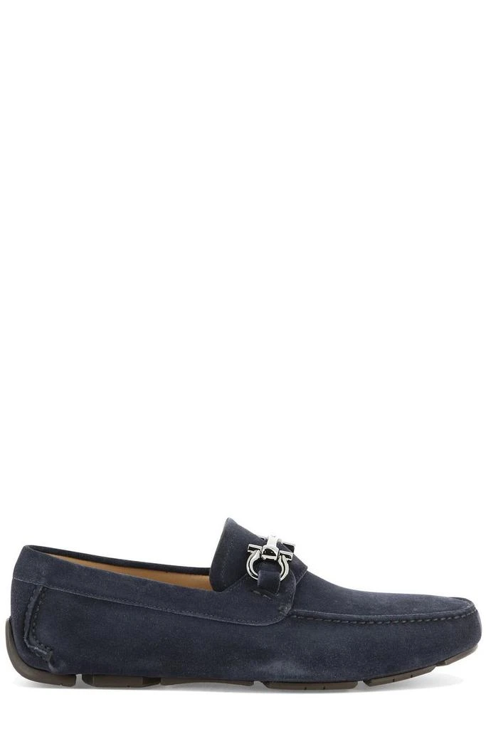 商品Salvatore Ferragamo|Ferragamo Logo Plaque Slip-On Loafers,价格¥3091,第1张图片