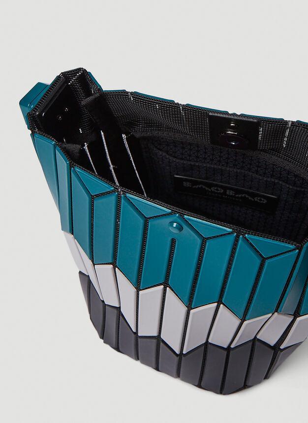 商品Issey Miyake|Matte Bucket Handbag in Blue,价格¥5378,第7张图片详细描述