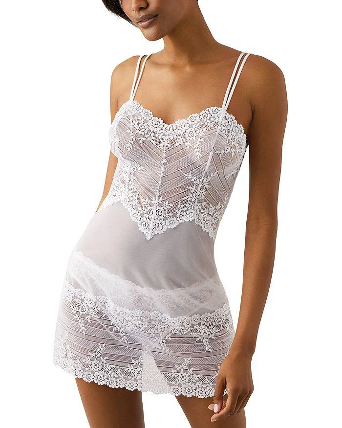 商品Wacoal|Embrace Lace™ Chemise,价格¥401,第3张图片详细描述