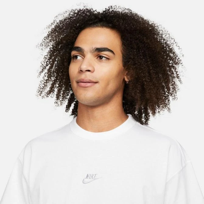 商品NIKE|Men's Nike Sportswear Premium Essentials T-Shirt,价格¥329,第3张图片详细描述