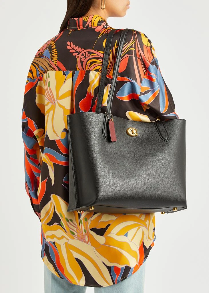 商品Coach|Willow black grained leather tote,价格¥3218,第5张图片详细描述