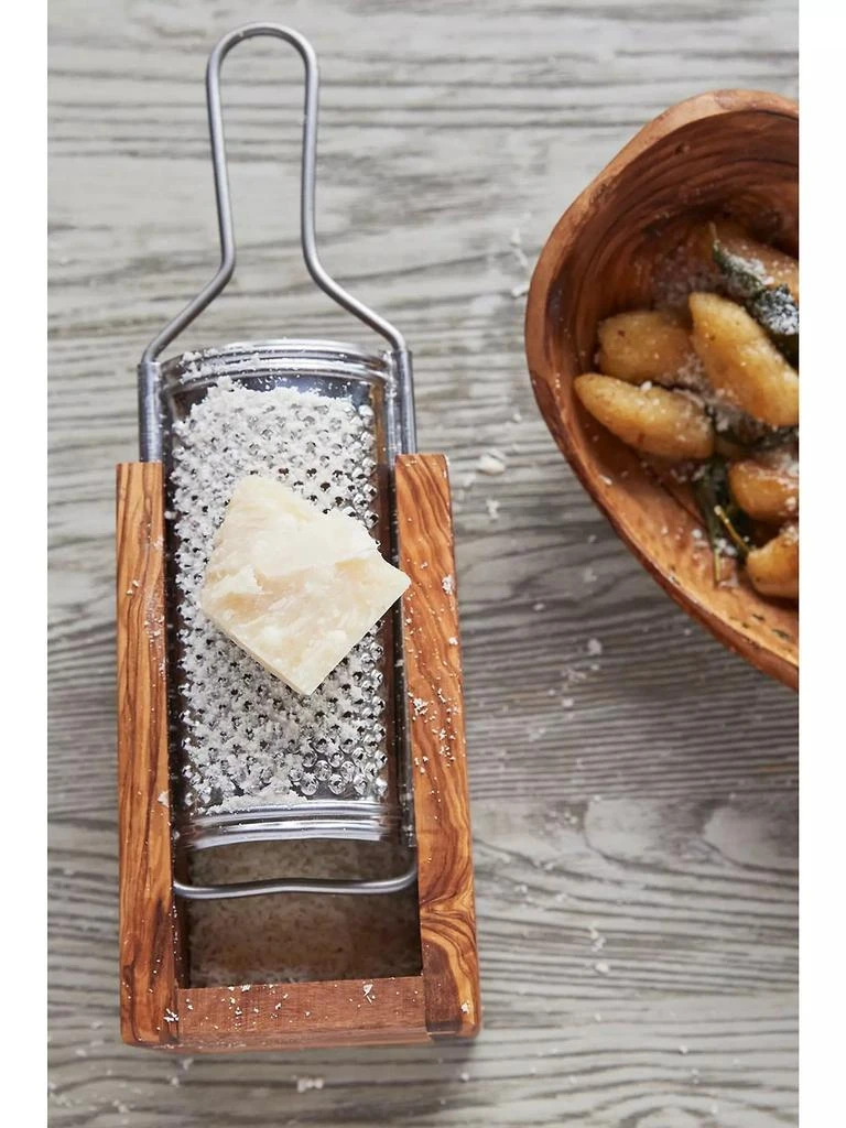 商品Verve Culture|Italian Olivewood Parmasan Box Cheese Grater,价格¥300,第4张图片详细描述
