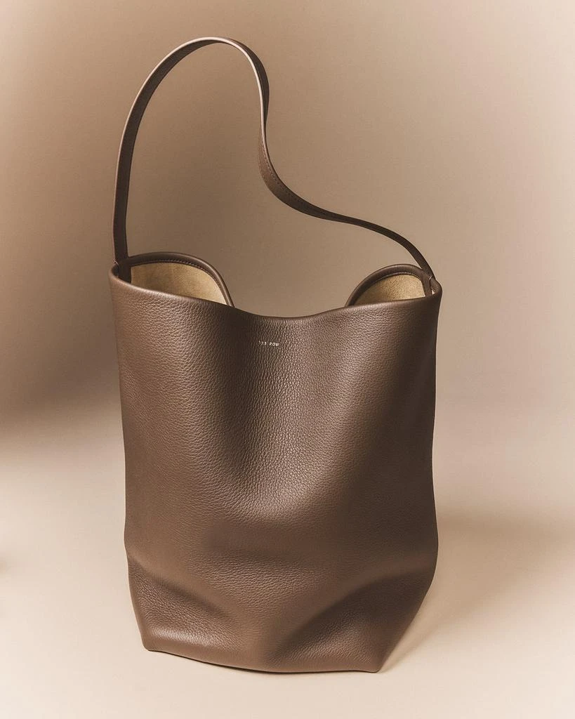 商品The Row|N/S Park Tote Large in Lux Grained Calfksin,价格¥20102,第2张图片详细描述