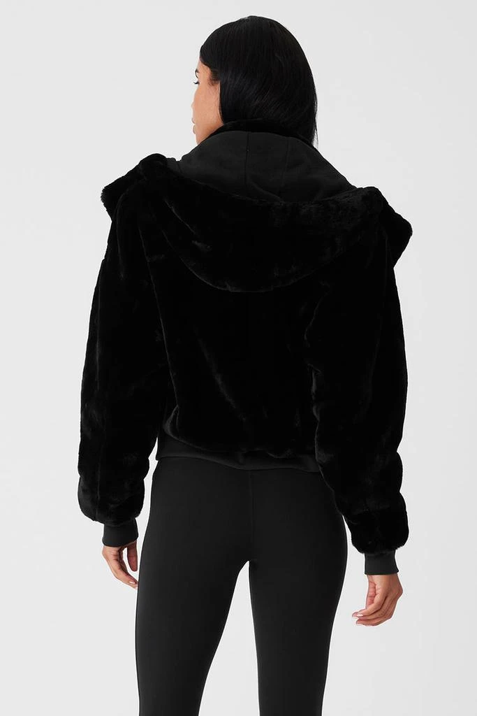 商品Alo|女士 人造毛皮 Foxy系列 缎面夹克 - 黑色,价格¥2268,第2张图片详细描述