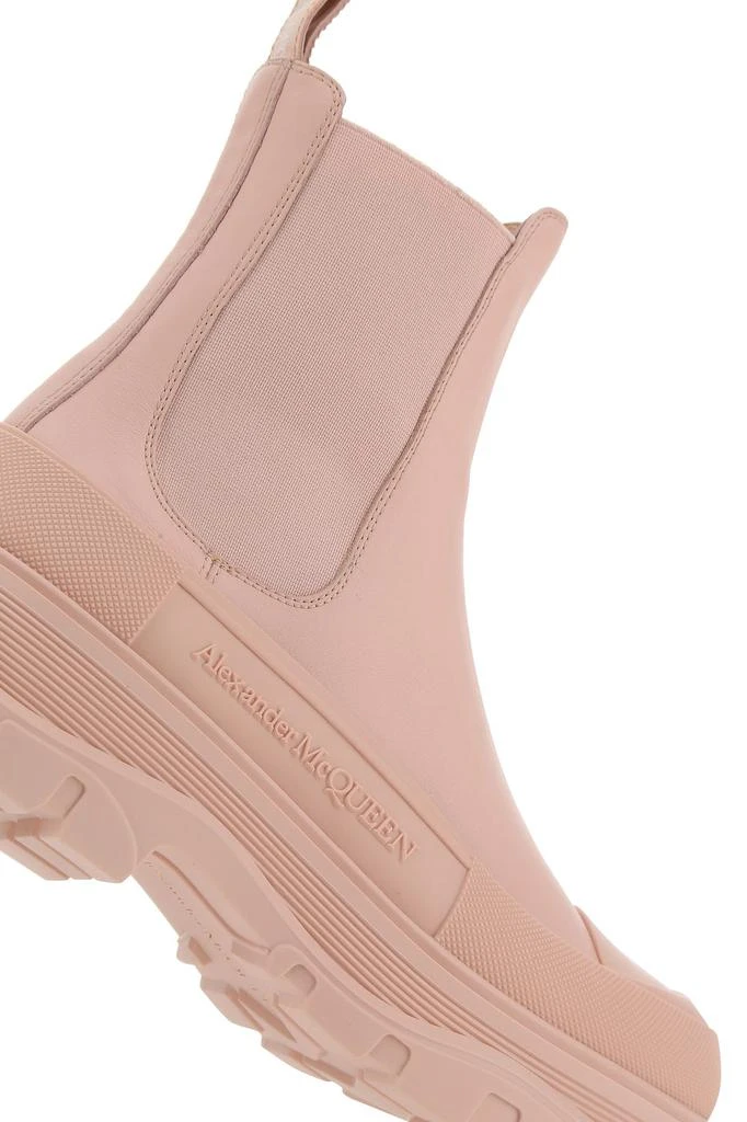 商品Alexander McQueen|Powder pink leather Chelsea Tread ankle boots,价格¥4662,第3张图片详细描述