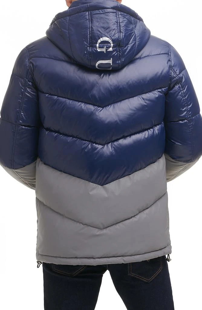 商品GUESS|Colorblock Wind & Water Resistant Puffer Jacket,价格¥527,第2张图片详细描述