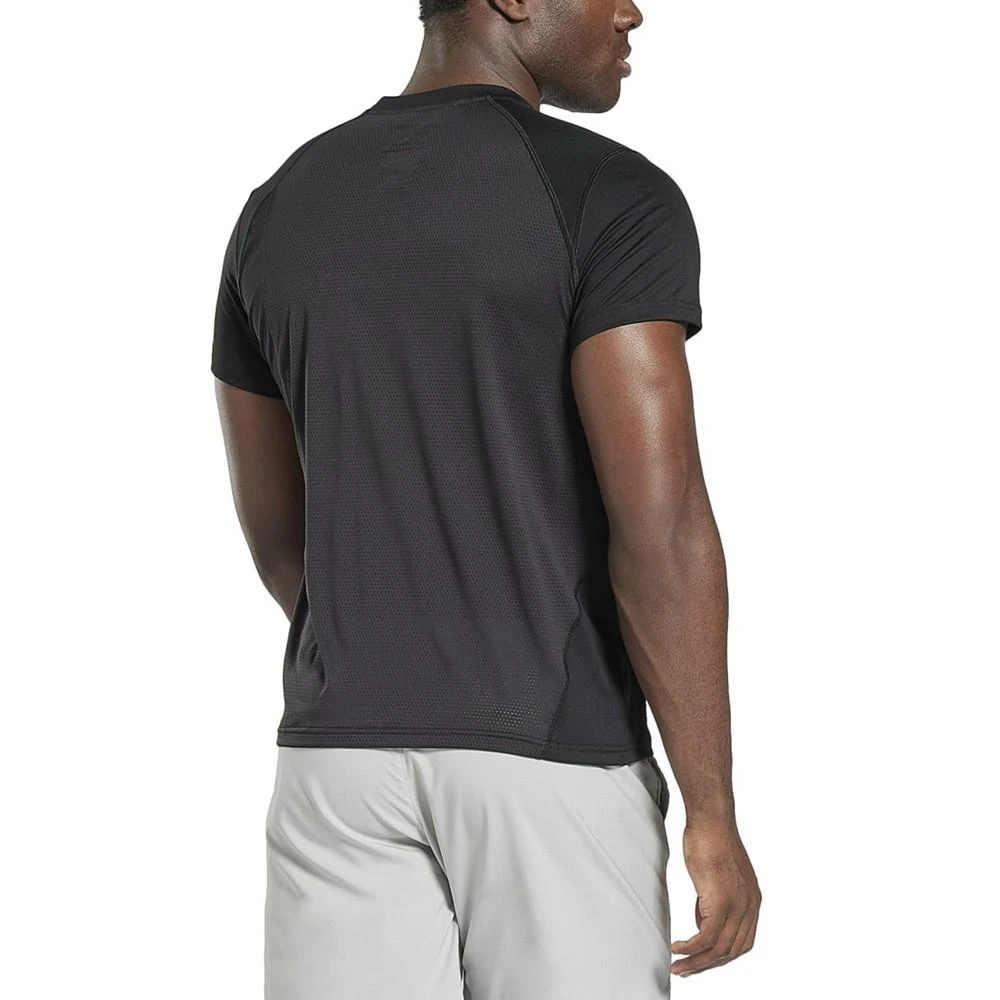 商品Reebok|Men's Running Speedwick Reflective T-Shirt,价格¥91,第2张图片详细描述