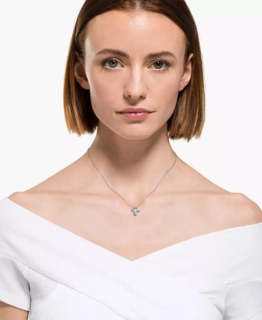 商品Swarovski|Silver-Tone Triple Crystal Pendant Necklace, 15-5/8" + 2" extender,价格¥900,第4张图片详细描述