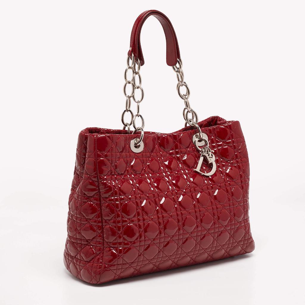商品[二手商品] Dior|Dior Red Cannage Quilted Patent Leather Large Dior Soft Shopper Tote,价格¥11364,第5张图片详细描述
