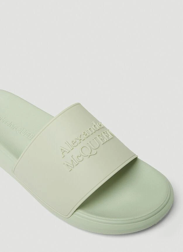 Pool Embossed Logo Slides in Green 商品