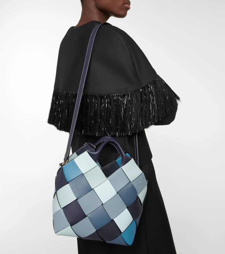 商品Loewe|Surplus S号编织皮革托特包,价格¥21025,第2张图片详细描述