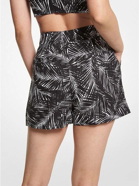 商品Michael Kors|Palm Linen Shorts,价格¥422,第2张图片详细描述