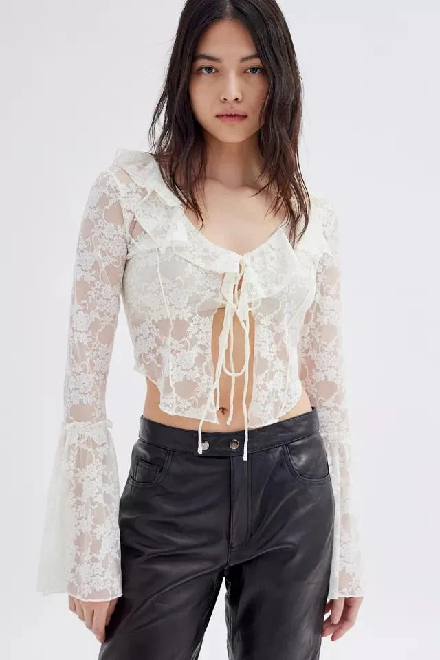 商品Urban Outfitters|UO Gossamer Sheer Lace Flyaway Top,价格¥263,第1张图片