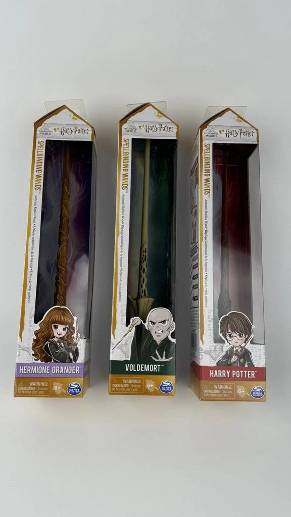 商品Harry Potter Wizarding World Spellbinding Wands - 3-Pack,价格¥342,第1张图片