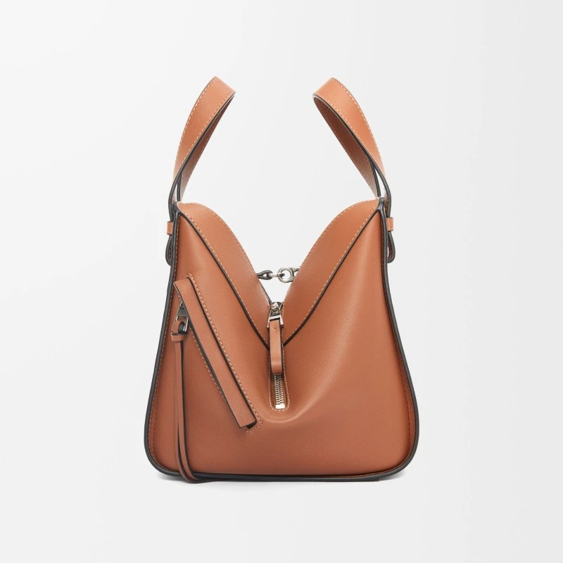 【预售3-5天】LOEWE/罗意威 女士棕褐色小牛皮手提包 商品