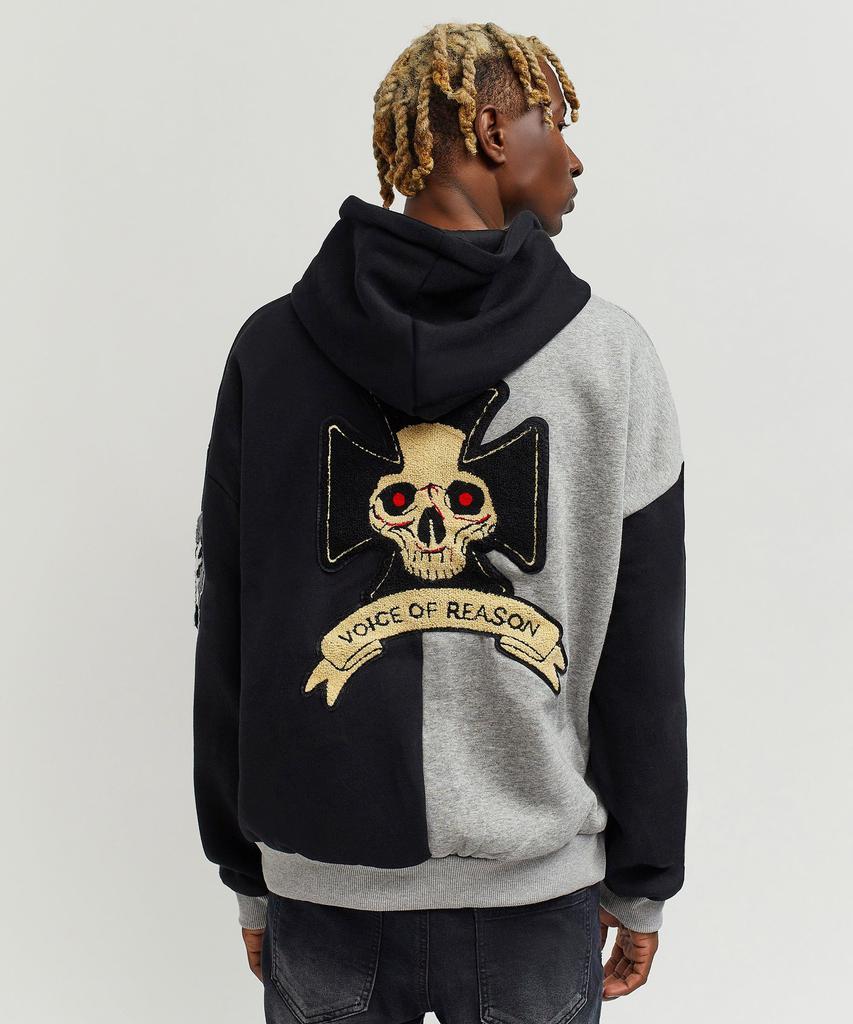 Oversized Voice Of Reason Skull Patched Color Block Hoodie商品第2张图片规格展示