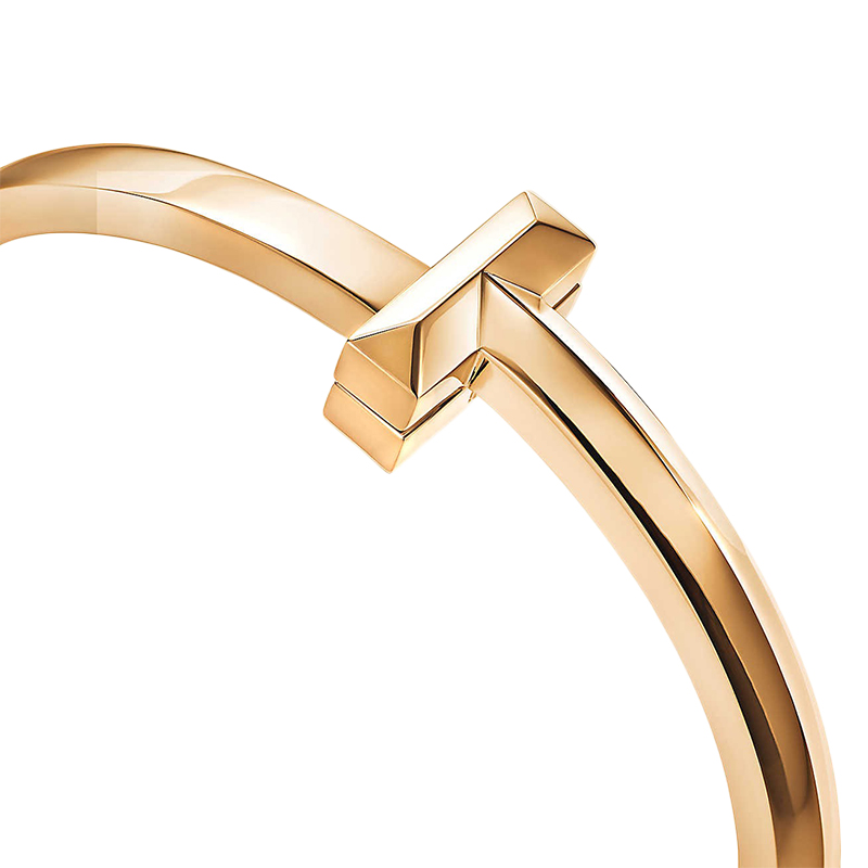   Tiffany & Co./蒂芙尼 2020新款Tiffany T系列 18K金黄金宽铰链T形手镯 GRP11523商品第5张图片规格展示